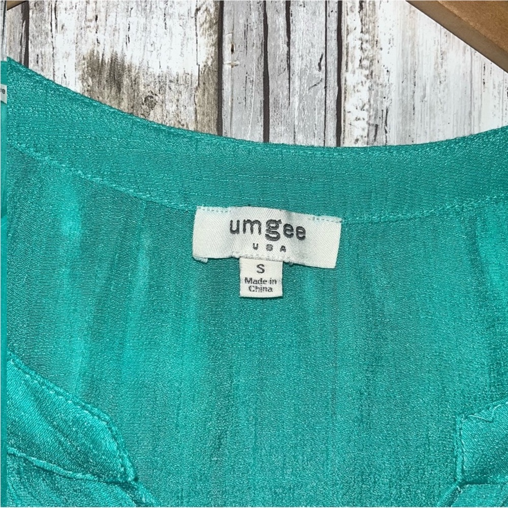 Umgee Blue Green Dye Blouse - Picture 5 of 5